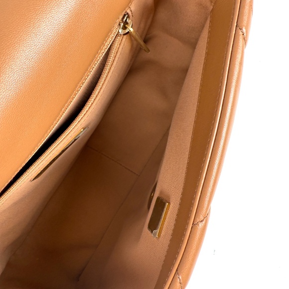 CHANEL 19 2021 Medium Carmel Brown Lambskin Gold Hardware Flap Bag - Picture 13 of 14